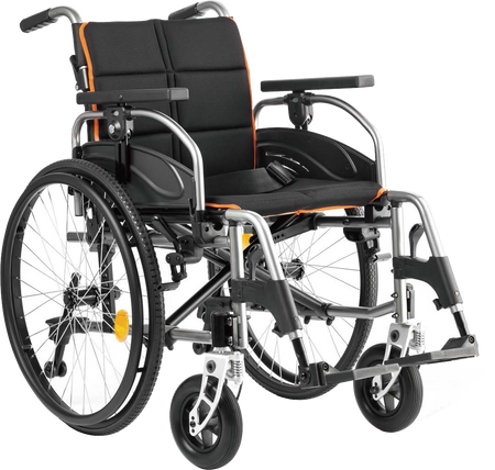 Pinnacle Ultraroll Pro Self Propelling Wheelchair