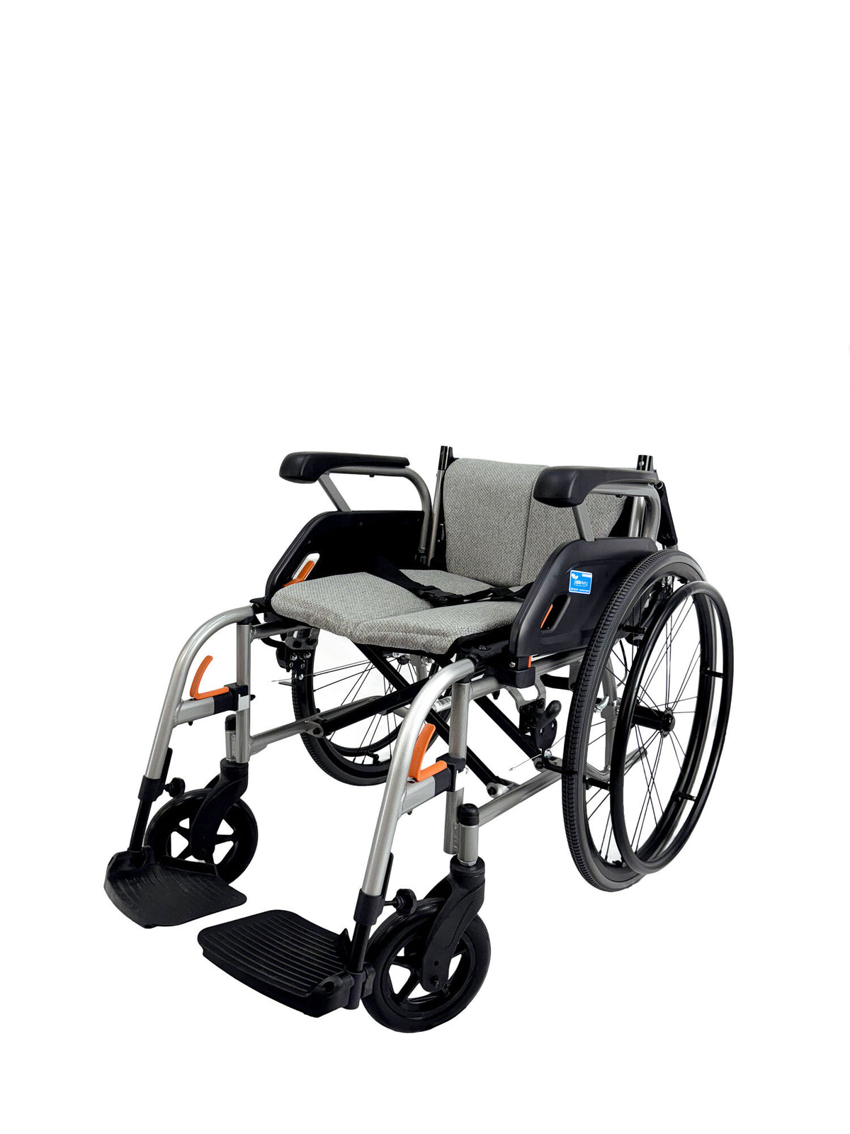 Pinnacle Ultraroll Self Propelling Wheelchair